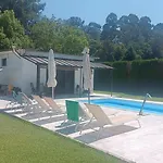 Muinos Pool&garden En Tuy Muy Cerca De Portugal توي