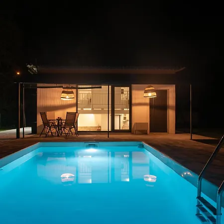 Muinos Pool&garden En Tuy Muy Cerca De Portugal Prázdninový dům