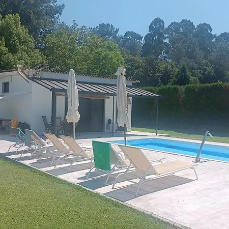Muiños Pool&garden En Tuy Muy Cerca De Portugal Tui