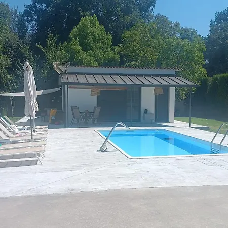 Сasa de vacaciones Muiños Pool&garden En Tuy Muy Cerca De Portugal